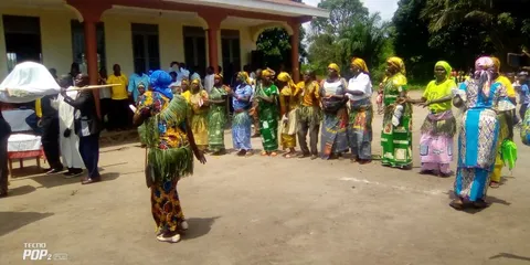 Acceuil des livres de luc en langue Dhongoko