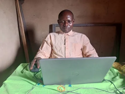 Le traducteur ADOPA Mokili