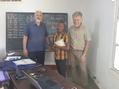Remise de brevet au technien de media